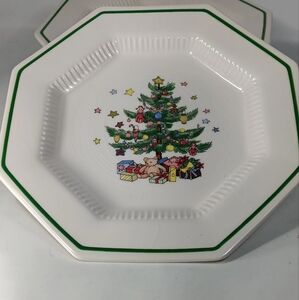 Nikko Christmastime 8 1/4" Salad Or Dessert Plates